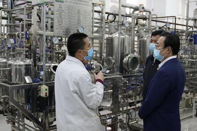 市委常委、教育工委書記夏林茂一行蒞臨我校調(diào)研指導(dǎo)生物技術(shù)開發(fā)服務(wù)工作